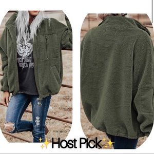 🎉HP🎉❄NWT Fuzzy Fleece Bomber Jacket❄